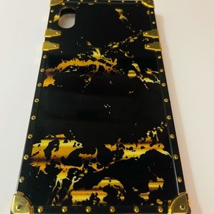 iPhone XS Max black and gold square case